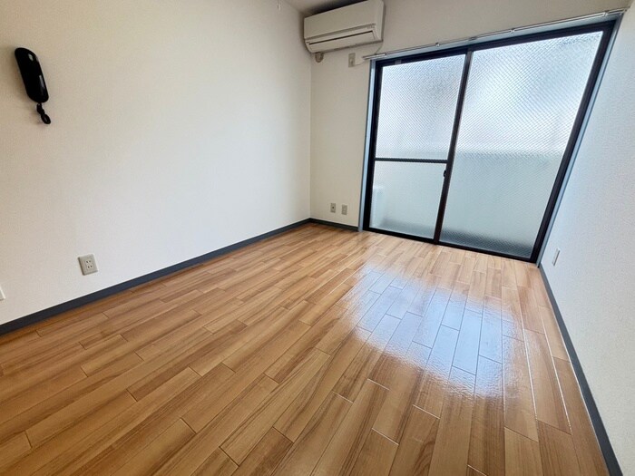 物件内観写真5　(居室)