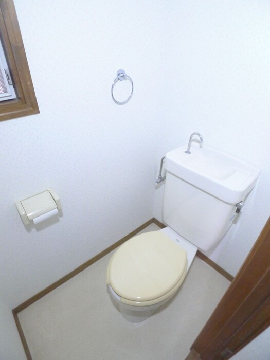 物件内観写真19　(トイレ)