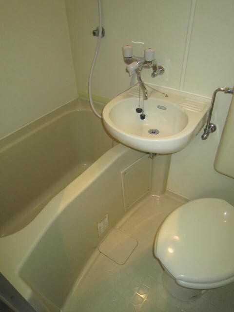 物件内観写真10　(バス／シャワールーム等)