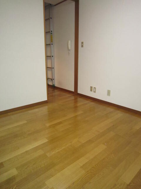 物件内観写真12　(居室)