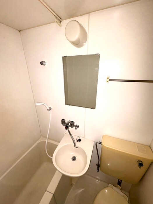 物件内観写真13　(洗面)