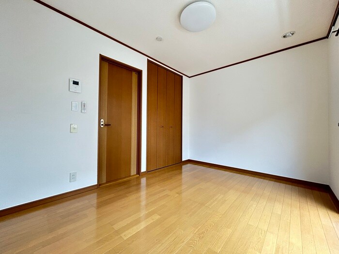 物件内観写真9　(居室)