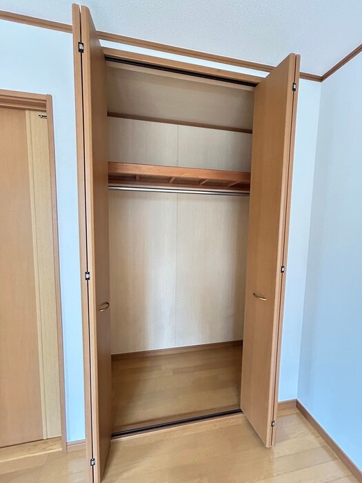 物件内観写真15　(収納)