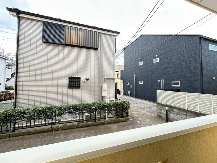 物件内観写真17　(室内からの展望)