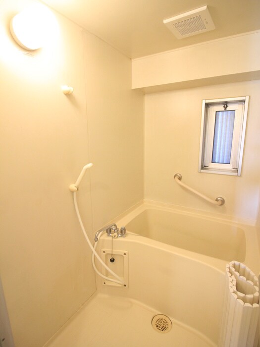 物件内観写真9　(バス／シャワールーム等)