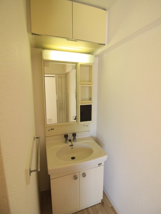 物件内観写真10　(洗面)