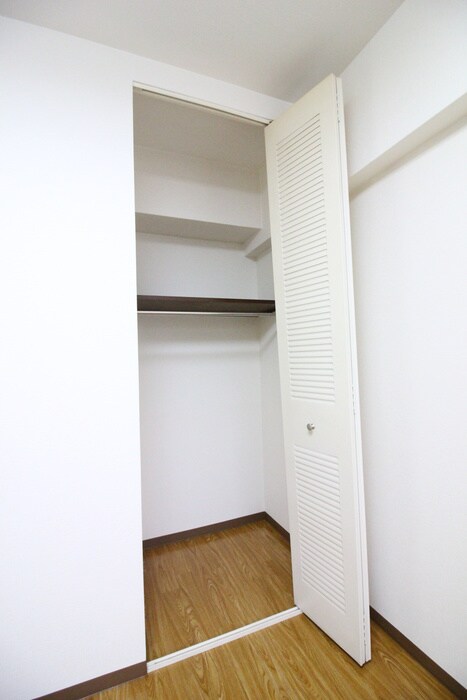 物件内観写真18　(収納)