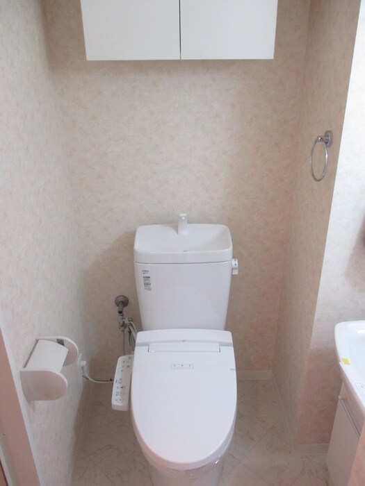 物件内観写真12　(トイレ)