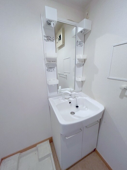 物件内観写真15　(洗面)