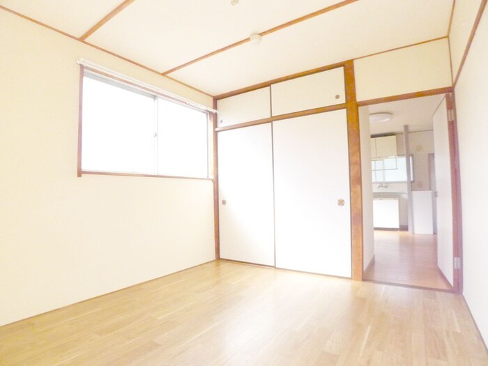 物件内観写真9　(居室)