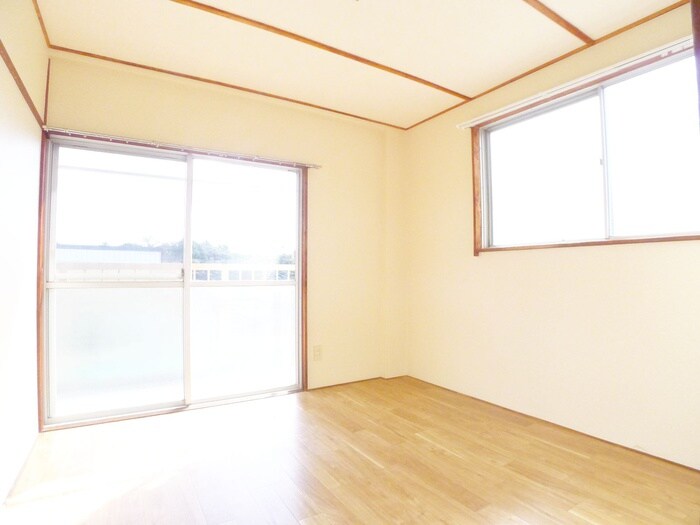 物件内観写真10　(居室)