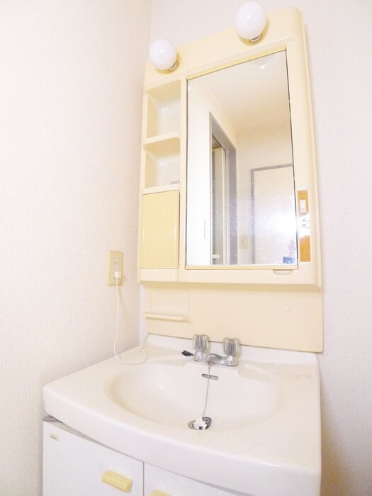 物件内観写真13　(洗面)