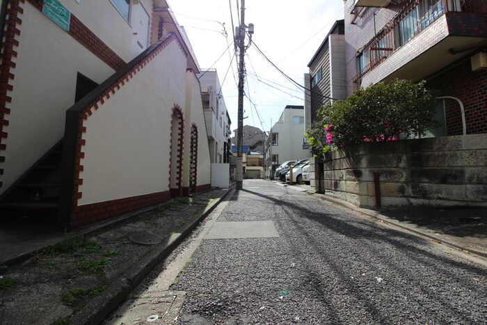 物件外観写真6　(周辺環境)