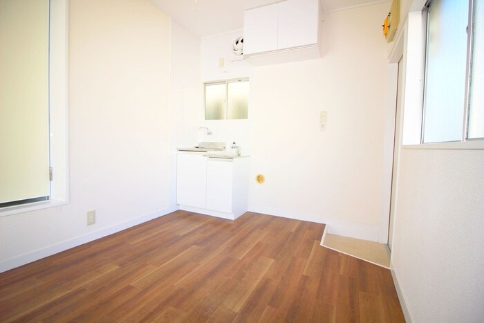 物件内観写真10　(居室)