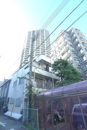 神谷第二マンション外観写真