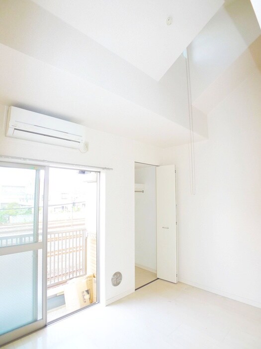 物件内観写真15　(居室)