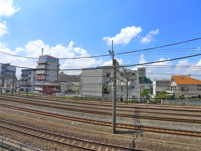 物件内観写真22　(室内からの展望)