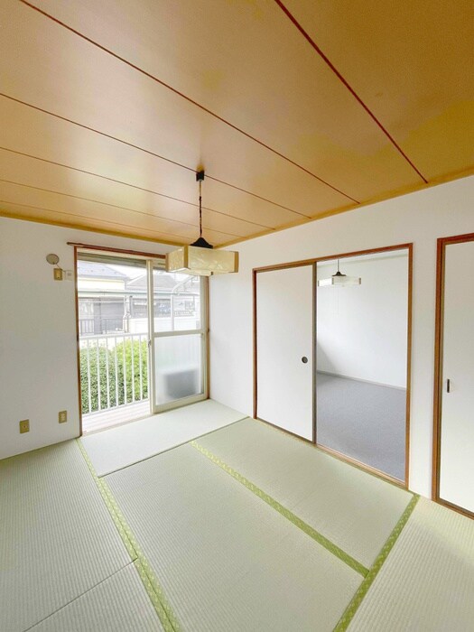 物件内観写真9　(居室)