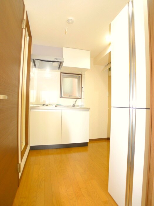 物件内観写真12　(玄関)