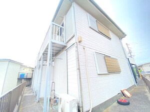 メゾンオリヤマ外観写真