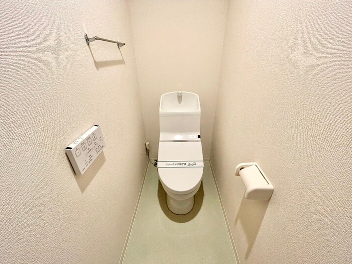 物件内観写真9　(トイレ)