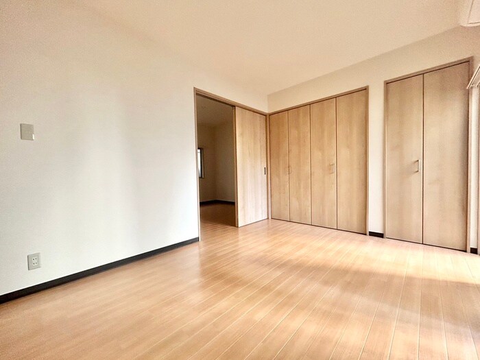 物件内観写真19　(居室)