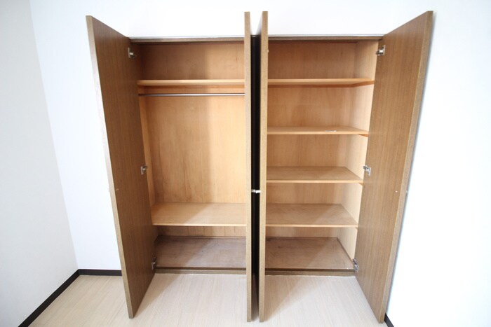 物件内観写真11　(収納)