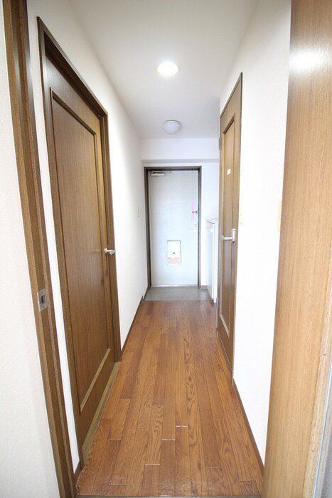 物件内観写真22　(廊下)