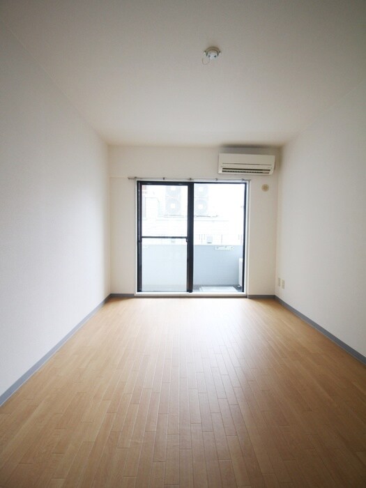 物件内観写真16　(居室)