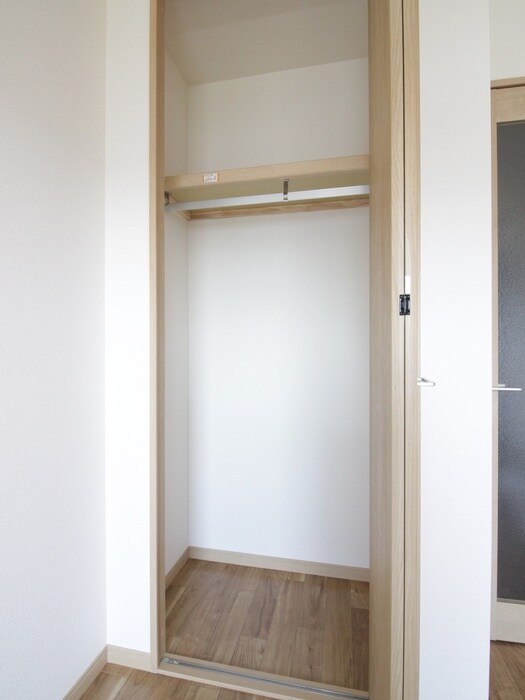 物件内観写真11　(収納)