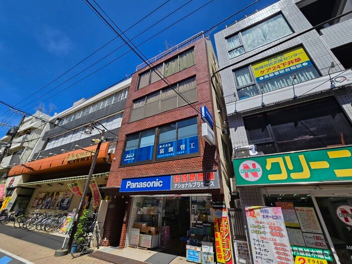 物件外観写真2　(外観写真)