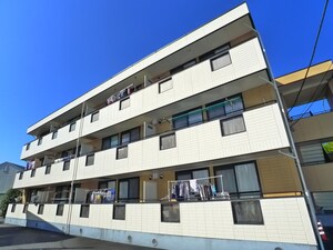 トリヴァンベ－ル華仙外観写真