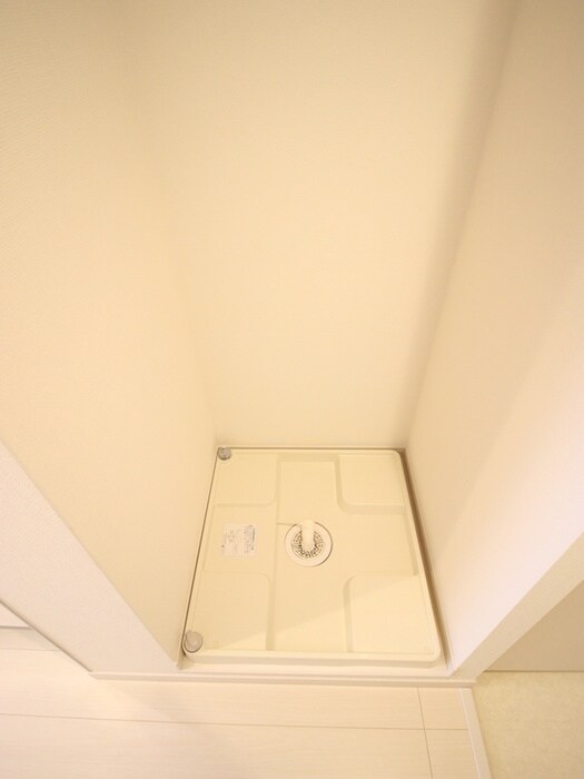 物件内観写真18　(洗濯機置場)