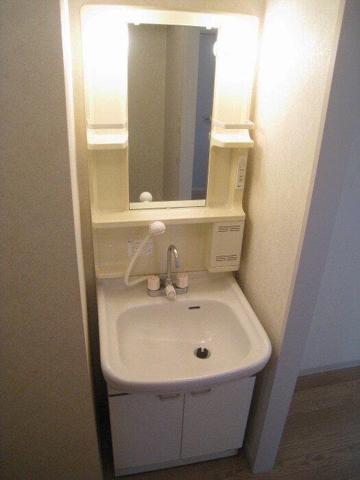 物件内観写真13　(洗面)