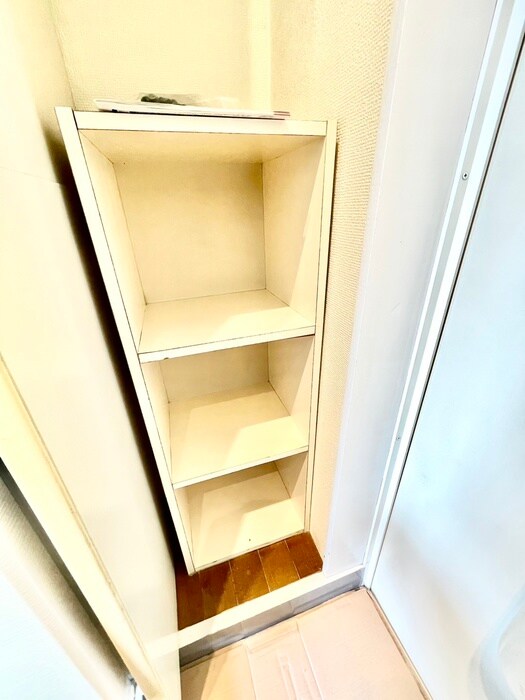 物件内観写真15　(靴箱)