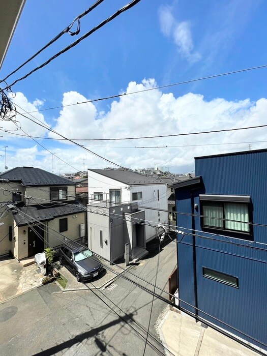 物件内観写真19　(室内からの展望)