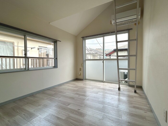 物件内観写真8　(居室)