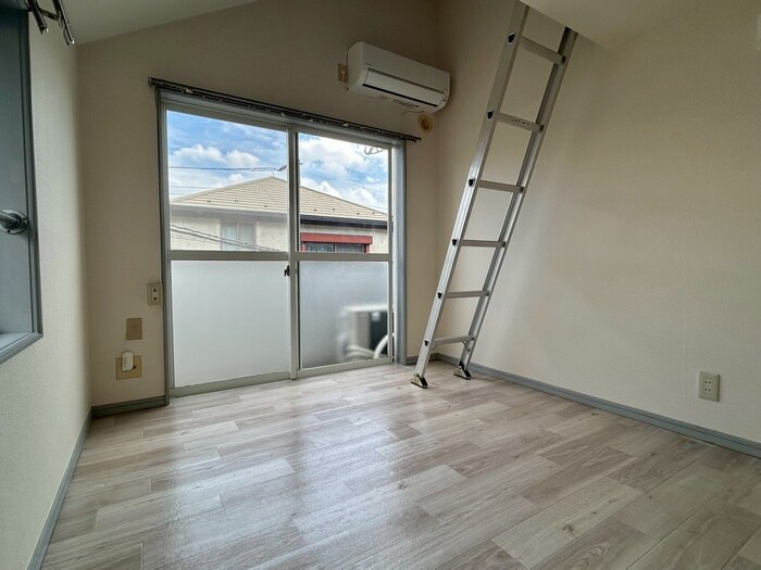 物件内観写真22　(居室)