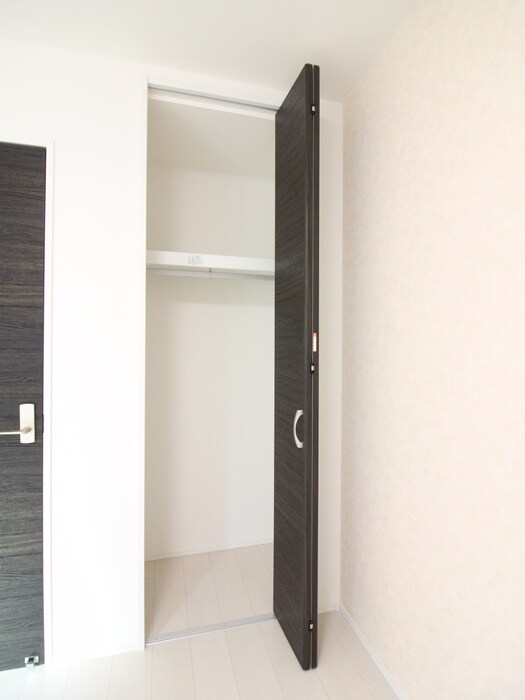 物件内観写真13　(収納)