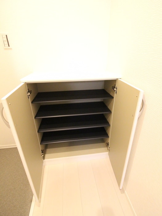 物件内観写真18　(靴箱)