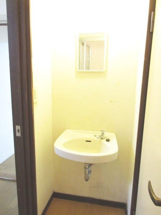 物件内観写真10　(洗面)