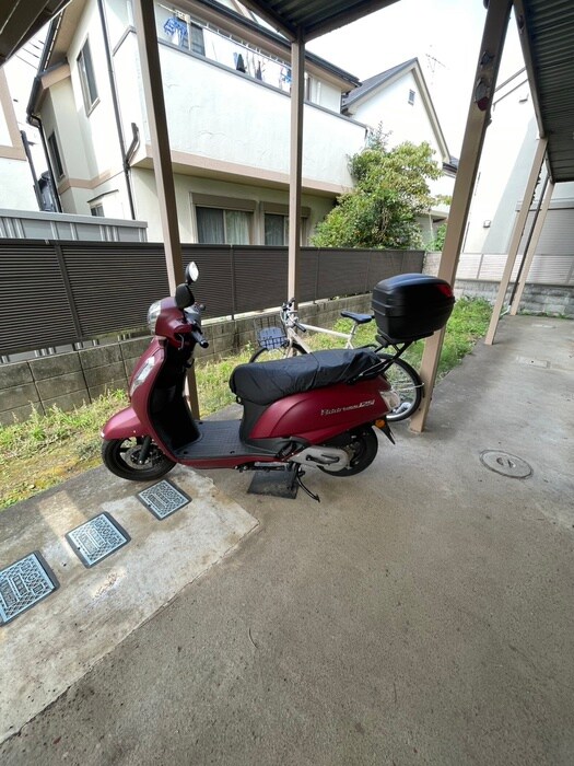 物件外観写真5　(駐輪場)