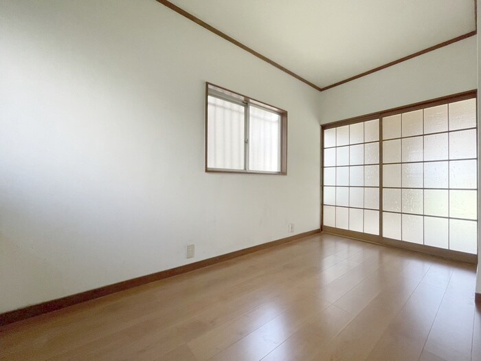 物件内観写真13　(居室)