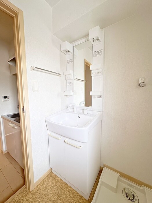 物件内観写真15　(洗面)