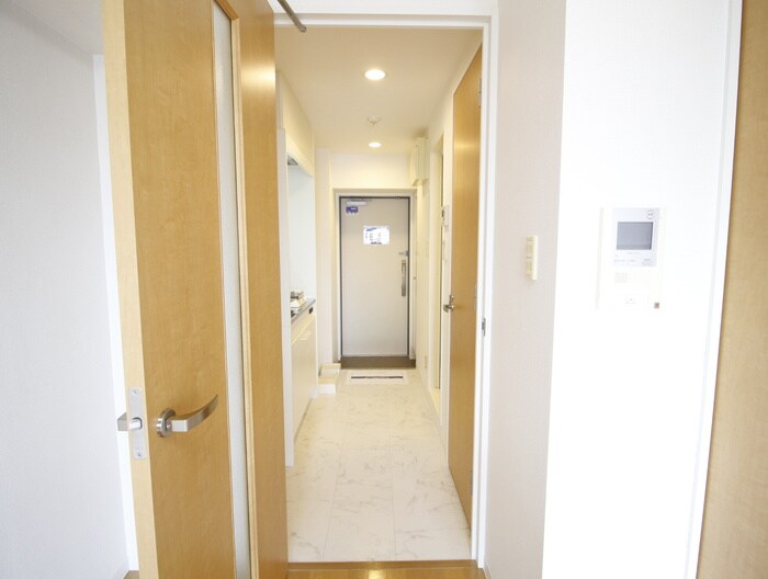 物件内観写真19　(廊下)