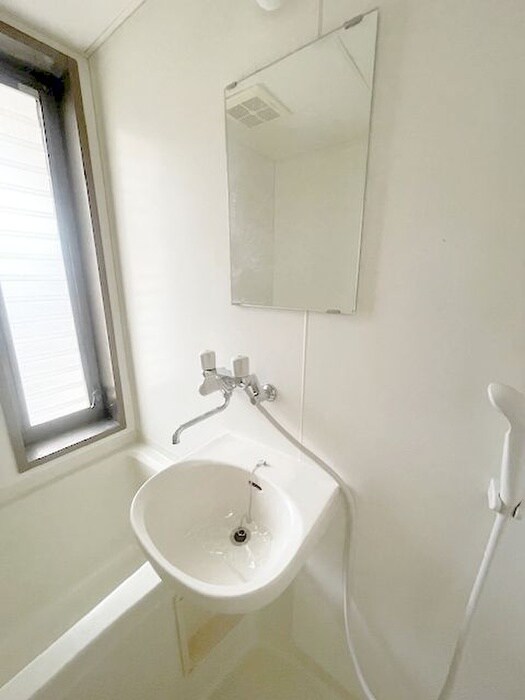 物件内観写真11　(洗面)