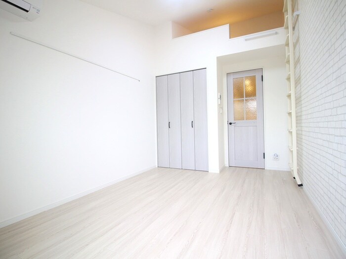 物件内観写真7　(居室)