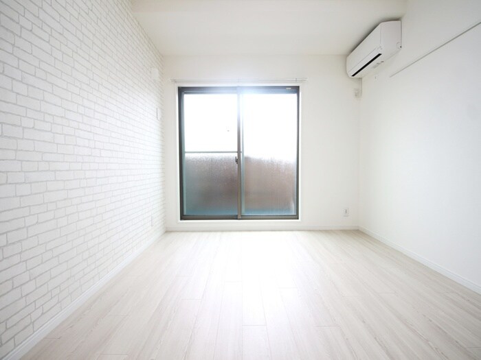 物件内観写真9　(室内からの展望)