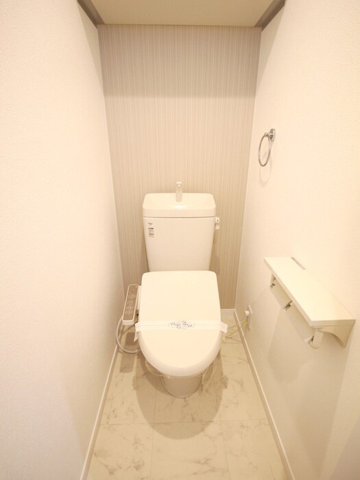 物件内観写真12　(トイレ)