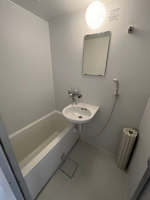 物件内観写真12　(バス／シャワールーム等)